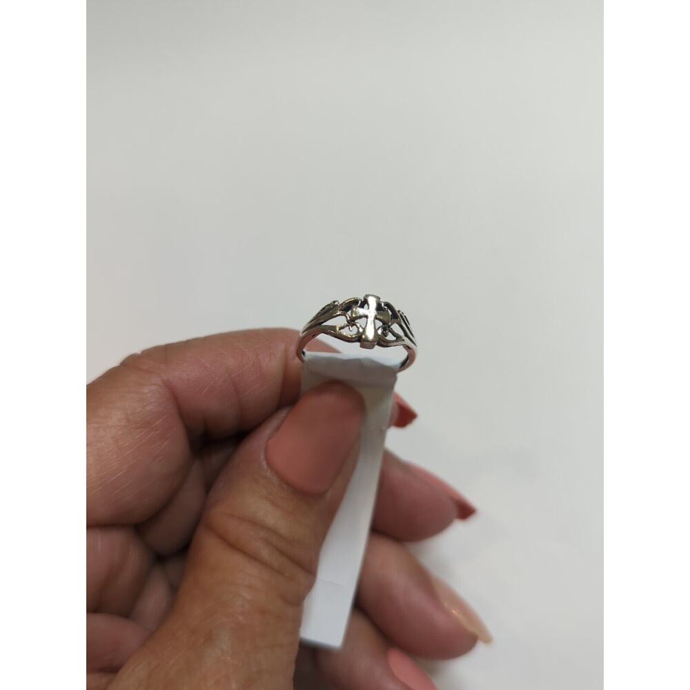 VTG Sterling 925 A Silver Cross Center Design Ring, Size 5.5 Band,‎ British
